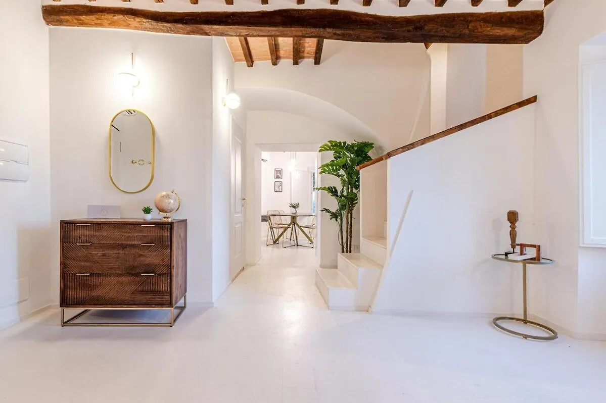 Apartment Golden View-Casa Vacanze Appena Ristrutturata Nel Core Della Campagna Toscana Corsano  Italy